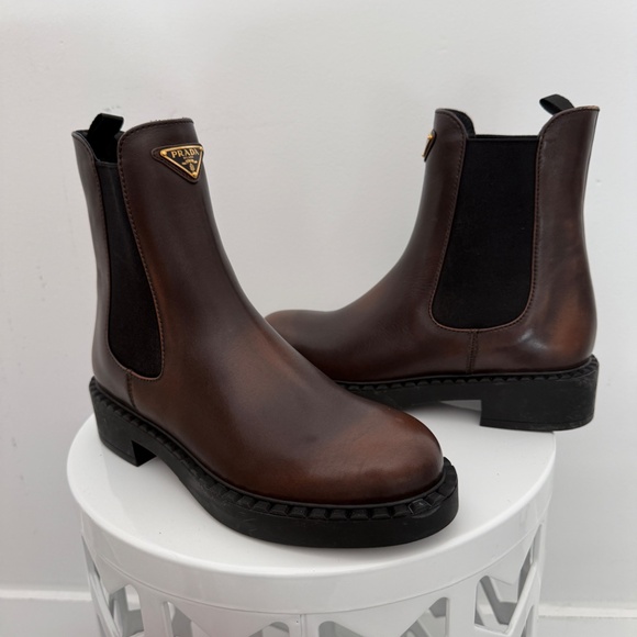 PRADA Chocolate Brown Brushed Leather Chelsea Ankle Boots Designer - Picture 6 of 12